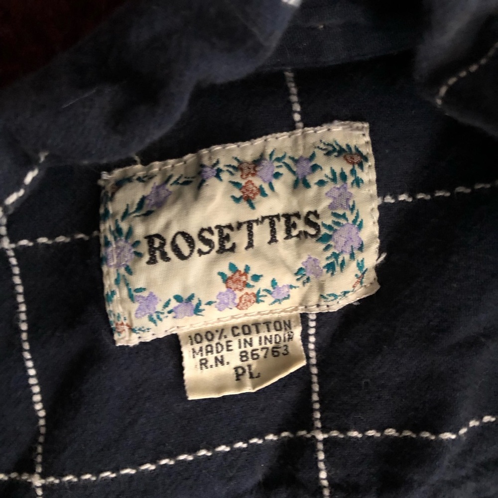 Floral Embroidered Button-up - Picture 4 of 4